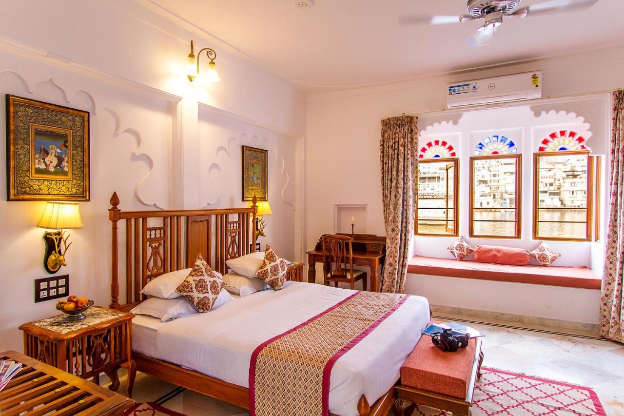 Amet Haveli - A Heritage Hotel Удайпур Экстерьер фото