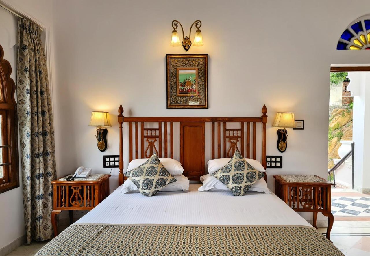 Amet Haveli - A Heritage Hotel Удайпур Экстерьер фото