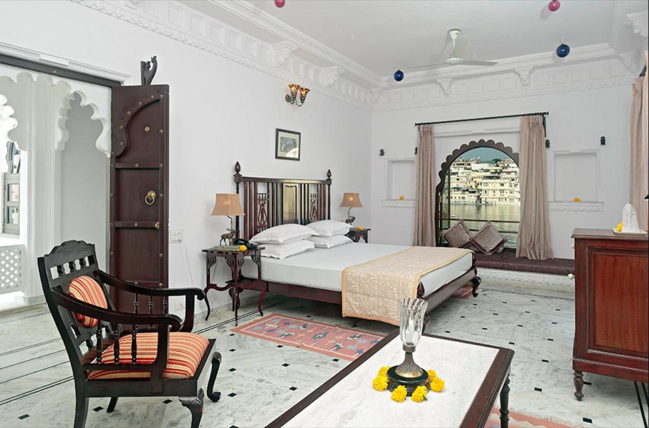 Amet Haveli - A Heritage Hotel Удайпур Экстерьер фото