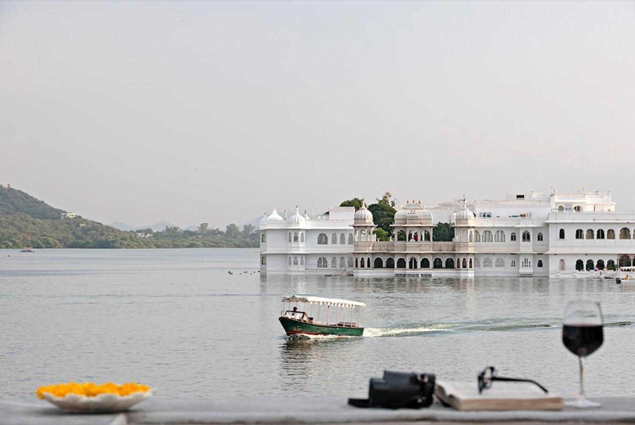 Amet Haveli - A Heritage Hotel Удайпур Экстерьер фото