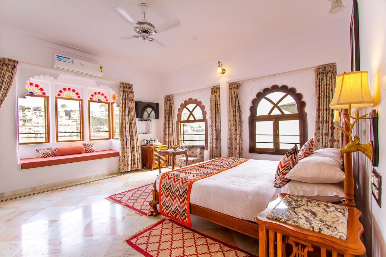 Amet Haveli - A Heritage Hotel Удайпур Экстерьер фото