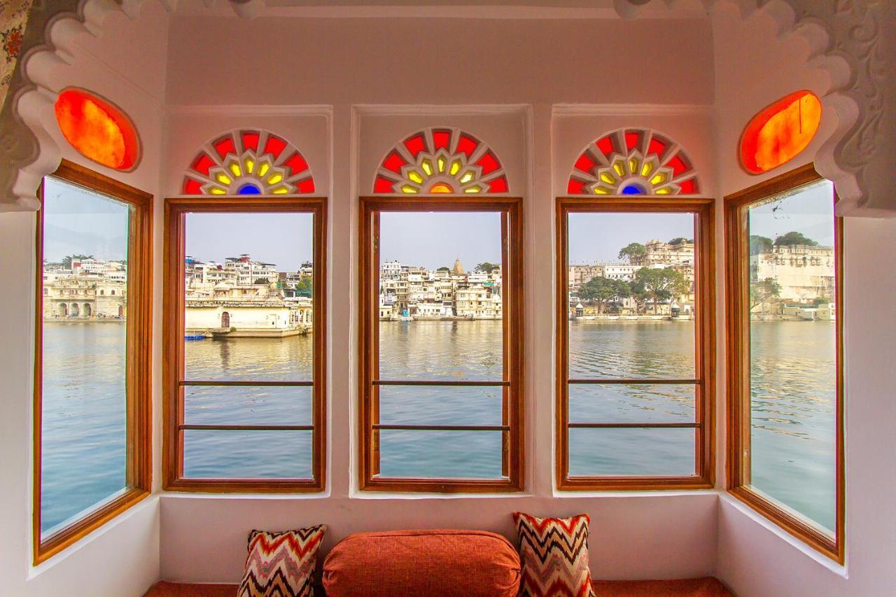 Amet Haveli - A Heritage Hotel Удайпур Экстерьер фото