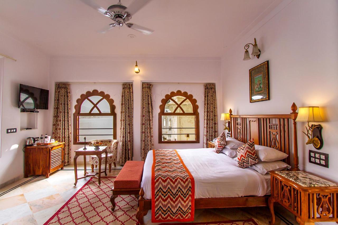 Amet Haveli - A Heritage Hotel Удайпур Экстерьер фото