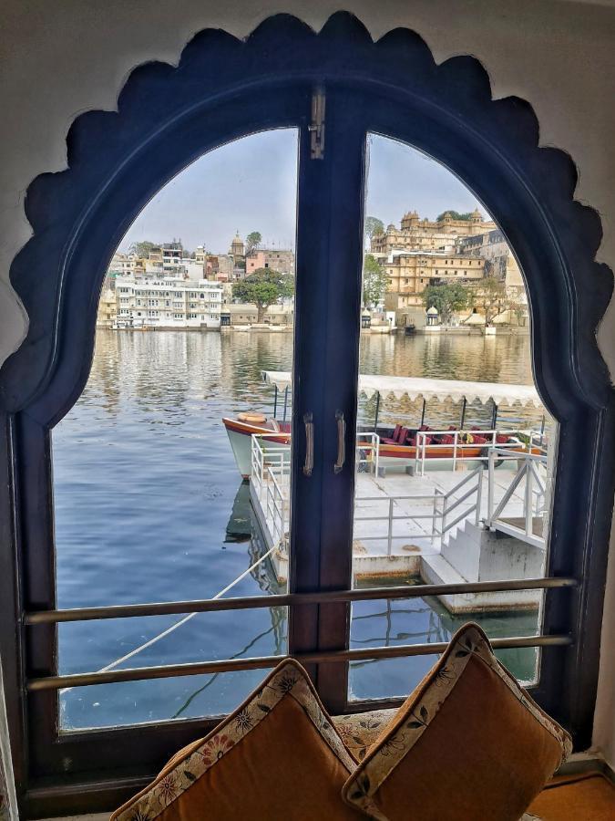 Amet Haveli - A Heritage Hotel Удайпур Экстерьер фото