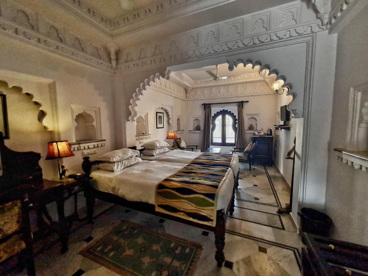 Amet Haveli - A Heritage Hotel Удайпур Экстерьер фото