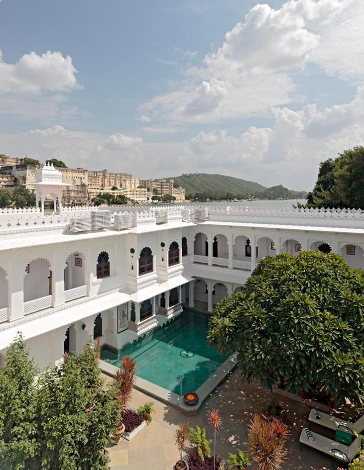 Amet Haveli - A Heritage Hotel Удайпур Экстерьер фото