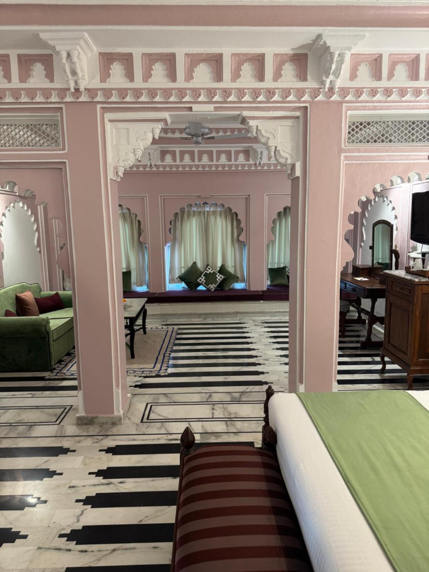 Amet Haveli - A Heritage Hotel Удайпур Экстерьер фото